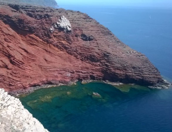 ISOLA DI CAPRAIA - ARCIPELAGO TOSCANO