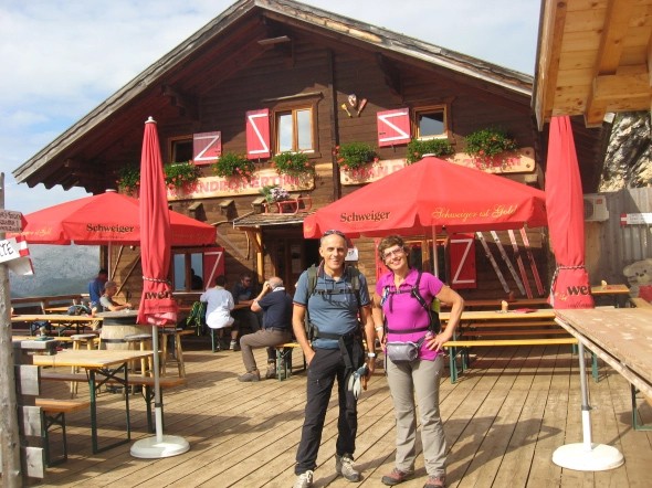 RIFUGIO DEL SASSO PIATTO M.2300