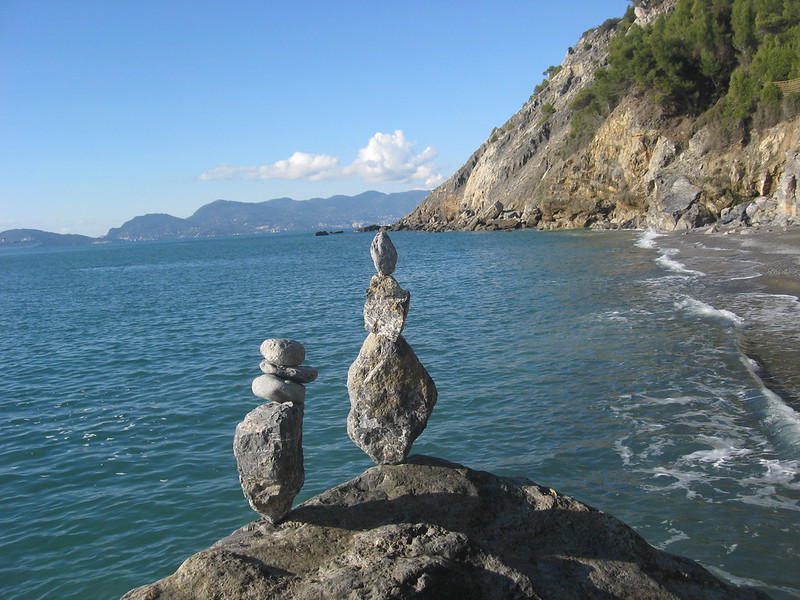 ANELLO DI MONTEMARCELLO E SPIAGGIA DI PUNTA CORVO