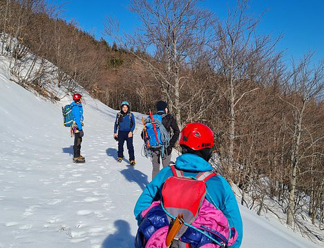 MONTE AIONA M. 1701 SALITA INVERNALE PER IL CANALE NORD
