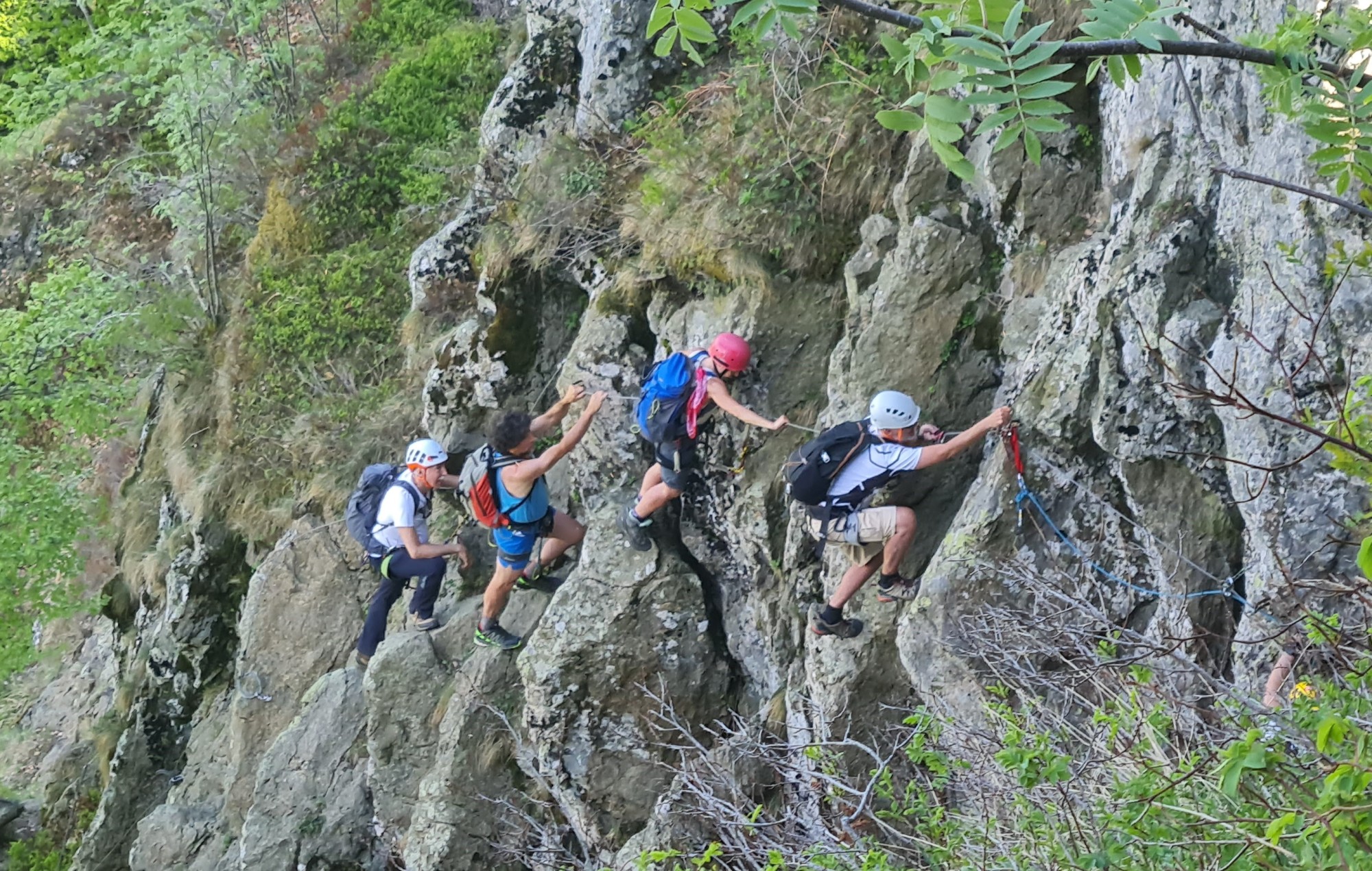 DUE GIORNI DI VIE FERRATE IN VAL D'AVETO