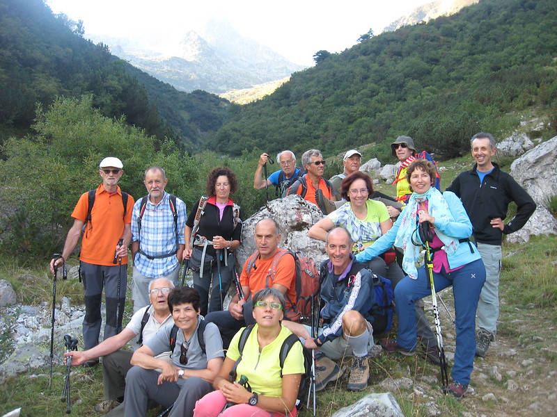 ANELLO DEI LAGHI E MONTE FRISSON