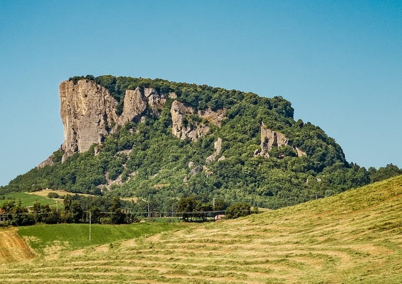 ANELLO DELLA PIETRA DI BISMANTOVA