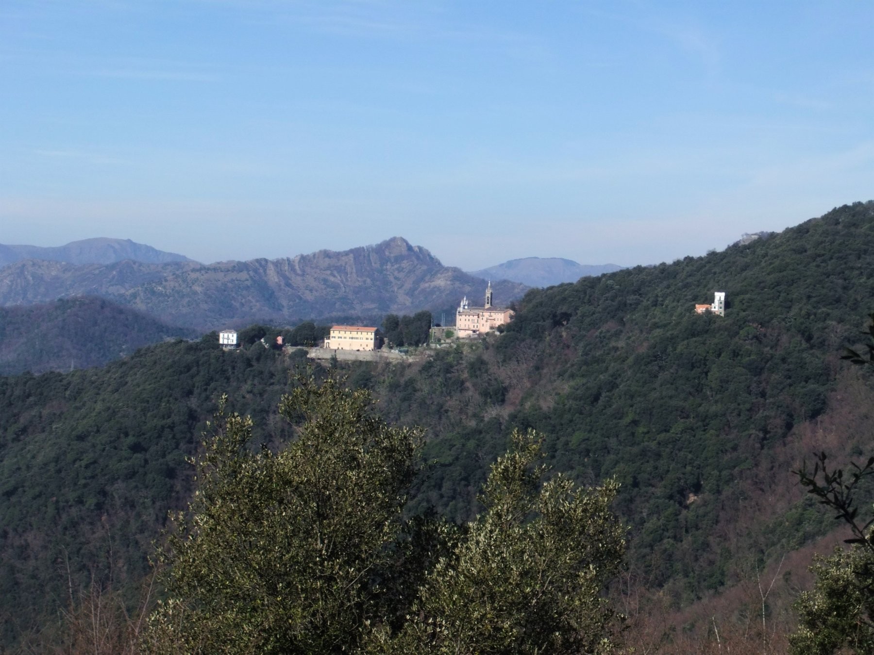 Scambio di Auguri di Natale con la ULE al monte Castello